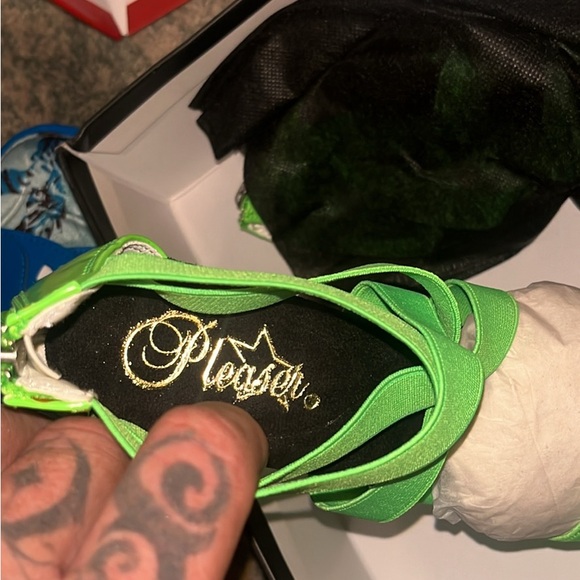 Pleaser ado 769. New in box w dust bag & free gloves - Picture 2 of 7